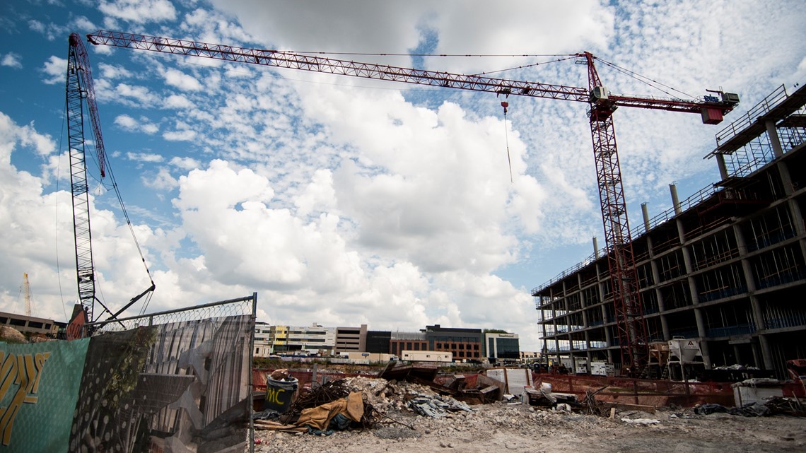 Two cranes collide on Austin jobsite, 22 injured